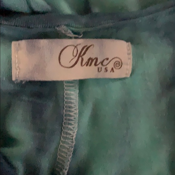 KMC USA Tie dye pattern bo-ho chic Tunic - Picture 3 of 6